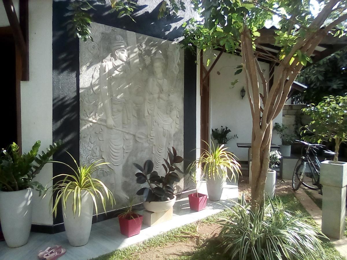 Tree House Holiday Home Kombichankulama Exterior photo